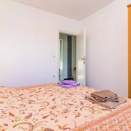 Two-bedroom In 別荘 *